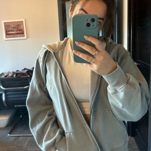 aritzia cozy boyfriend sweater